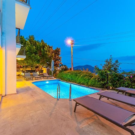 Luxus Villa Skyla Mit 5 Schlafzimmern & Meer-Blick Kaş Exterior photo