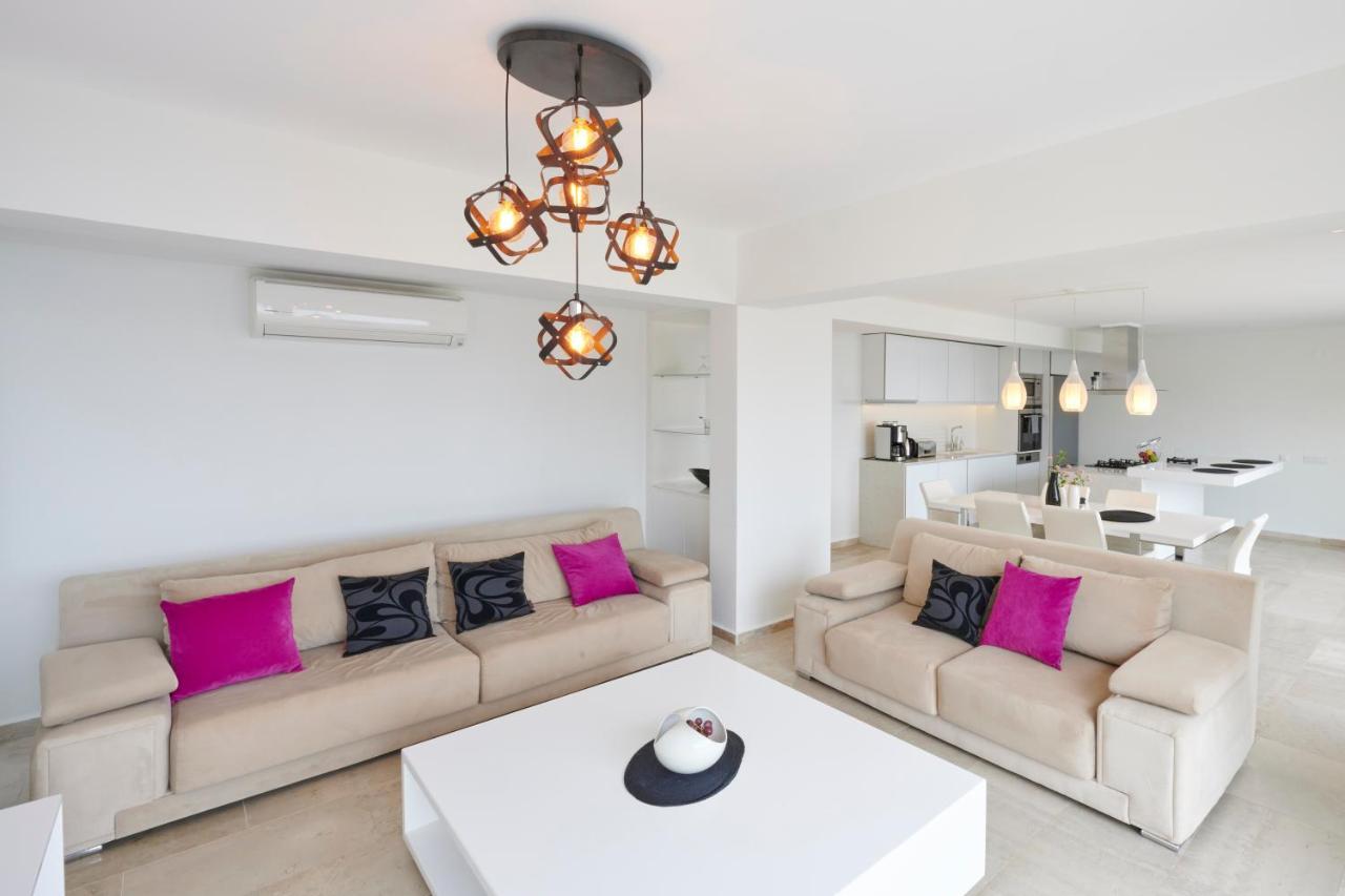Luxus Villa Skyla Mit 5 Schlafzimmern & Meer-Blick Kaş Exterior photo